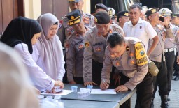 Kapolresta Banyuwangi Gelar Tes Urine Mendadak terhadap seluruh Perwira Polri