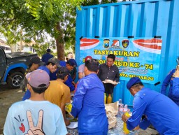 Cooling System Pasca Pilkada, Polresta Sidoarjo Ajak Warga Nelayan Tasyakuran HUT ke-74 Polairud