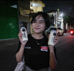 SPG Susu Java Kopi Tawarkan Harga Menggoda Hanya Rp 15.000! Plus Manfaat Kesehatan