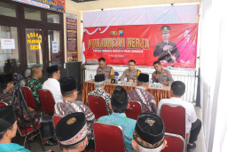Kunker Kapolres Trenggalek ke Mapolsek Suruh, Tekankan Sinergitas Jaga Kamtibmas