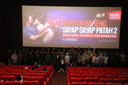 Kapolres Trenggalek Ajak Tokoh Pemuda hingga Wartawan Nobar Film Sayap-Sayap Patah 2