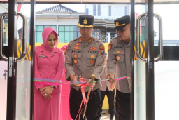 Kapolres Trenggalek Resmikan Ruang Pelayanan SPKT Polsek Munjungan, Harap Pelayanan Lebih Prima