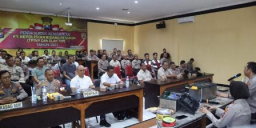 Kapolres Situbondo Buka Pelatihan TPTKP dan Olah TKP