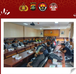 Program Jumat curhat, Akbp Ni Made Sukerti, S.H., Kasubditbinsatpam/Polsus Ditbinmas Polda Bali;