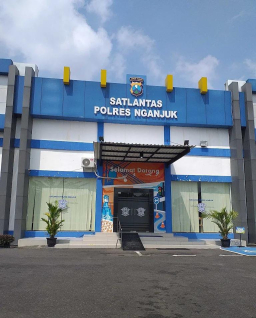 Dugaan Kongkalikong di Satpas Nganjuk, SIM Tembak Laris, Konfirmasi Tidak Di Respon
