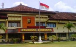Polresta Denpasar Hadirkan Wajah Humanis Polri di Jalan Raya