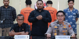 Polda Jatim Amankan Dua Oknum Aktivis Mahasiswa Pelaku Pemerasan Kadisdik