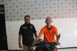 _Pelaku Curanmor di Warkop Surabaya Tertangkap Kerjasama Warga dan Polsek Genteng_