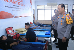 HUT ke-74 Humas Polri, Polda Metro Jaya Gelar Donor Darah