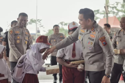 Sambangi Polres Blitar, Siswa SD Negeri Pojok 01 Diajak Sosialisasi Aturan Lalulintas