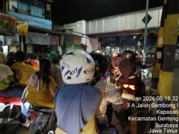 Warna-Warni Malam Tahun Baru Surabaya: Diwarnai Cekcok Kelompok Pemuda dan Aksi Represif Oknum Aparat