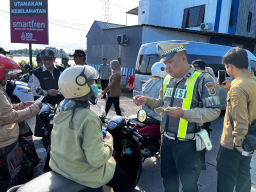 Gelar Ramp Check Angkutan Umum Polres Probolinggo Fokus Wujudkan Keselamatan Lalu Lintas