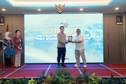 Pelatihan Public Speaking, Kabid Humas Polda Jatim: Humas Harus Jadi Komunikator Efektif di Era Digital*