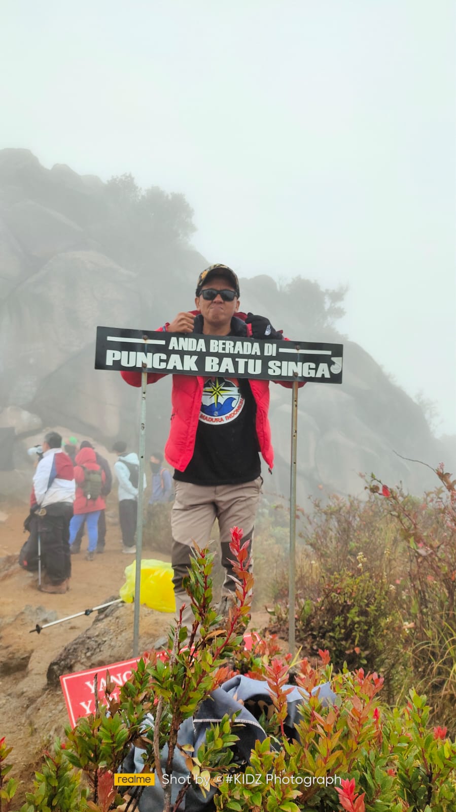Bersatu Menaklukkan Sumbing: Kolaborasi RESCUE AMI, PENAT Jabodetabek, dan Jatim