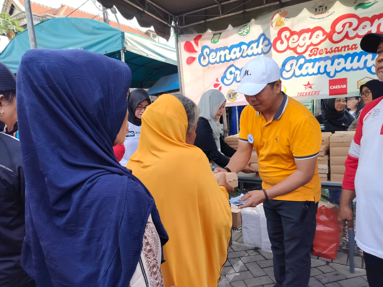 Semarak Sego Rongewu: Ikasdasa Gelar Baksos di Kelurahan Tanjung Perak