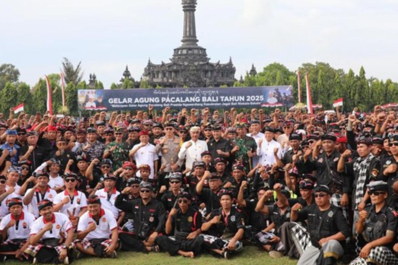 Ribuan Pecalang Hadiri Gelar Agung, Kapolda Bali Beri Apresiasi