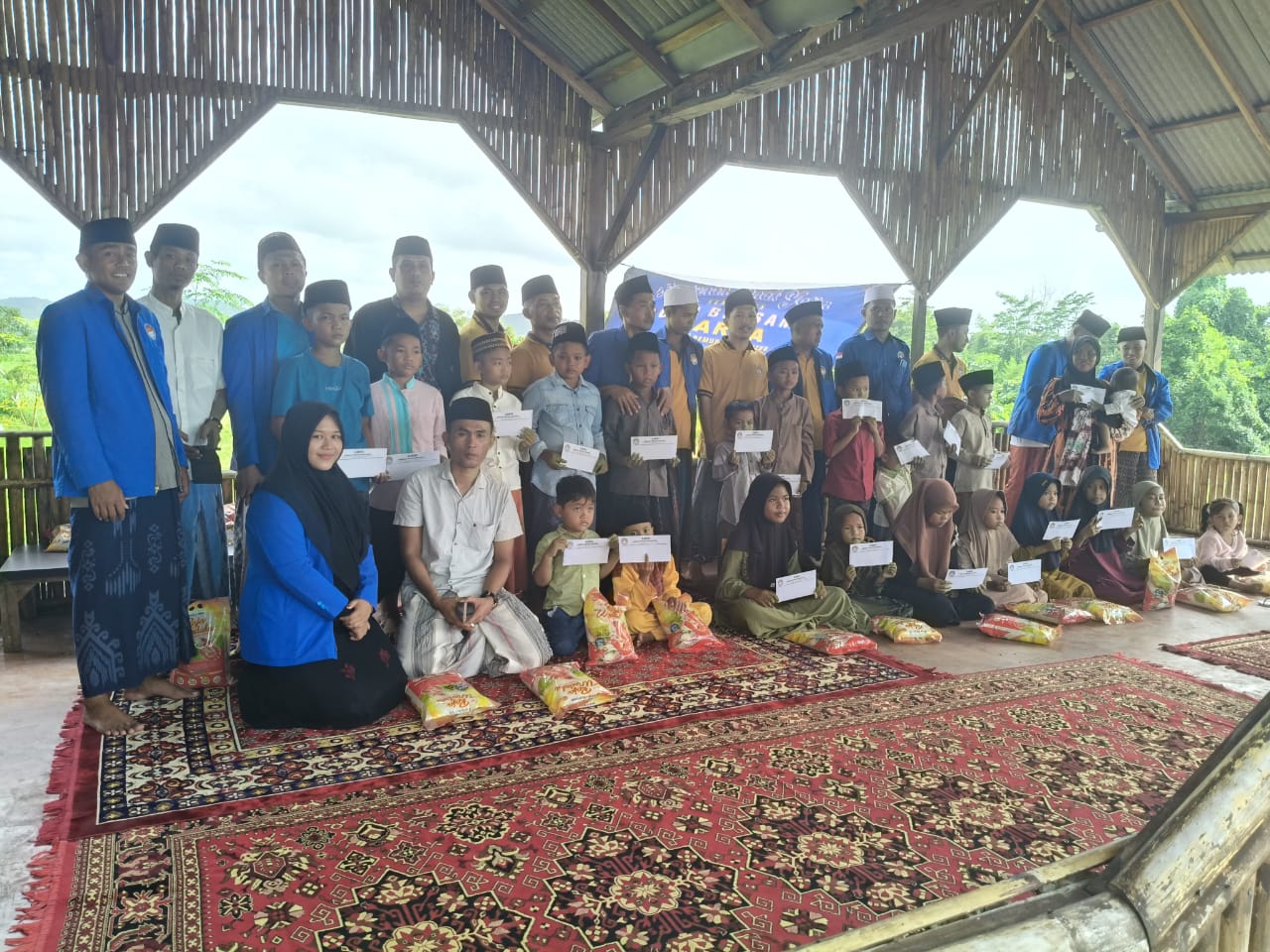 Keluarga Besar Delik Jatim Dan Ormas Garda, Mengadakan Acara Buka Bersama Dan Santunan Anak Yatim Piatu