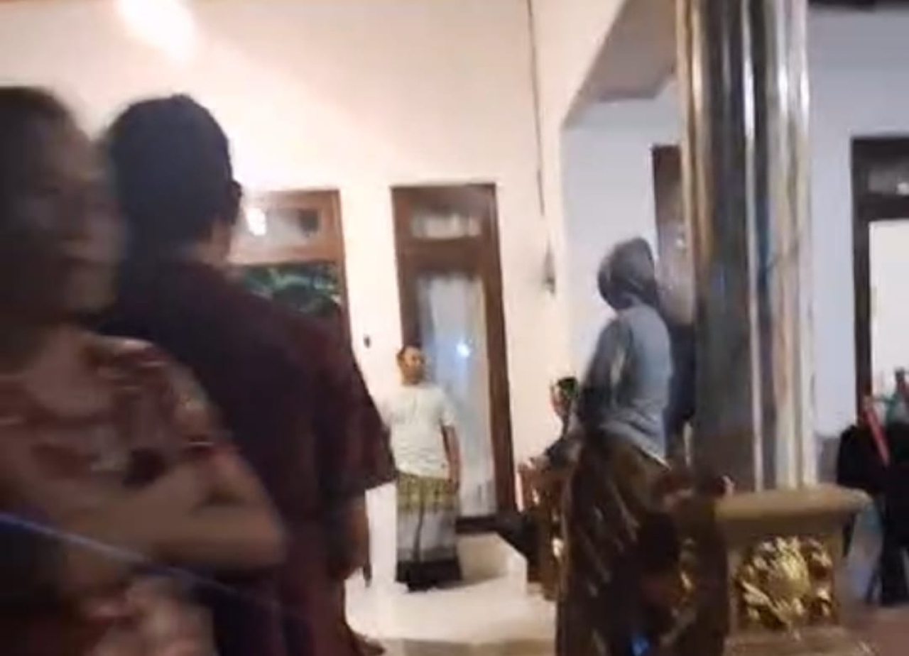 Insiden Penggerebekan di Mojokerto, Kades Kutogirang Disorot atas Tindakan Mantan Istrinya