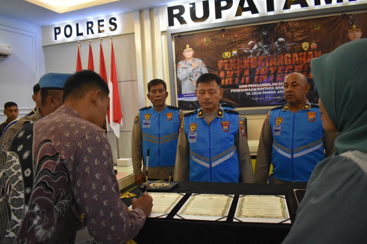 Wujud Tranparansi, Polres Trenggalek Gelar Penandatanganan Pakta Integritas Penerimaan Bintara Brimob Polri TA. 2026