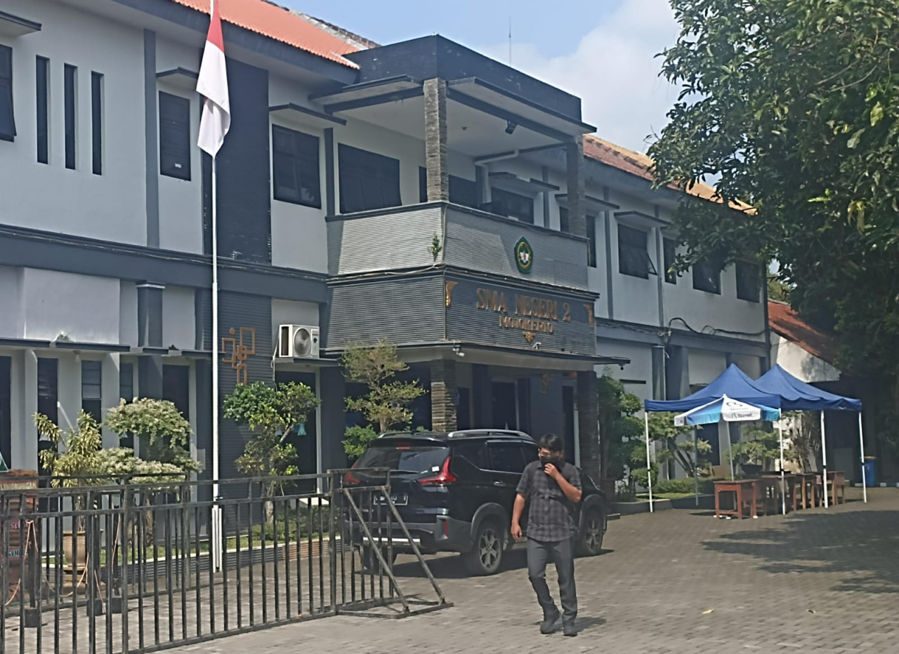 Transparansi Anggaran SMAN 2 Mojokerto Dipertanyakan, Humas Tak Beri Jawaban Jelas